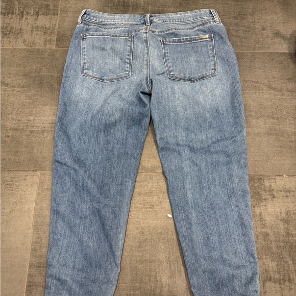 White House Black Market Jeans. Size 8 The Girlfriend. - Picture 2 of 2